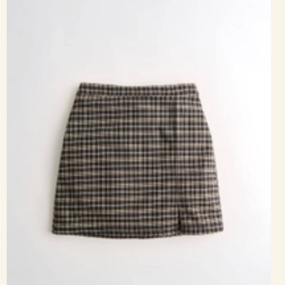 NWT Hollister high rise Checkered Mini Skirt